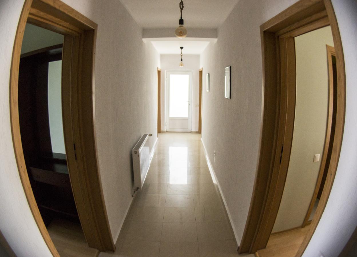 Vila Raluca เอโฟริเอนอร์ด ภายนอก รูปภาพ