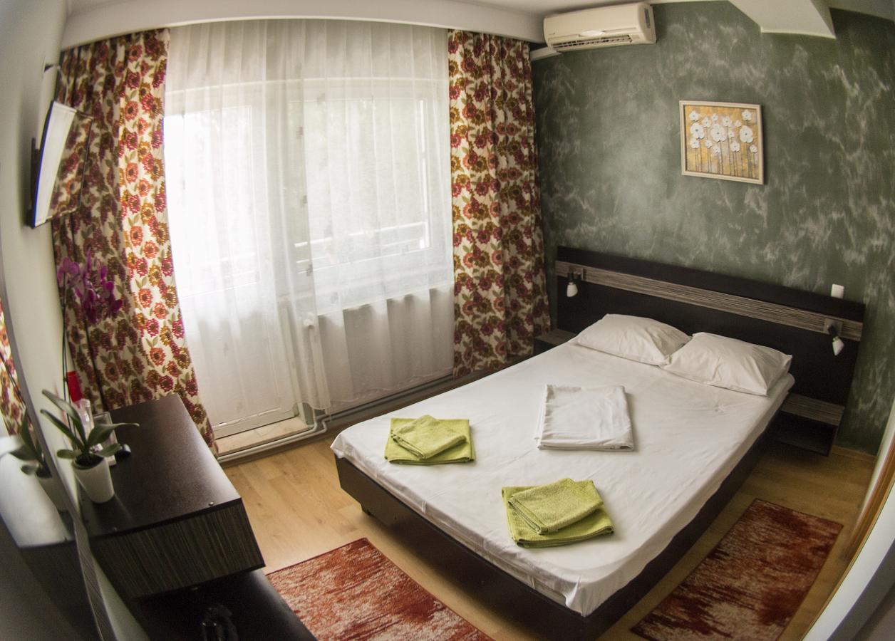 Vila Raluca เอโฟริเอนอร์ด ภายนอก รูปภาพ
